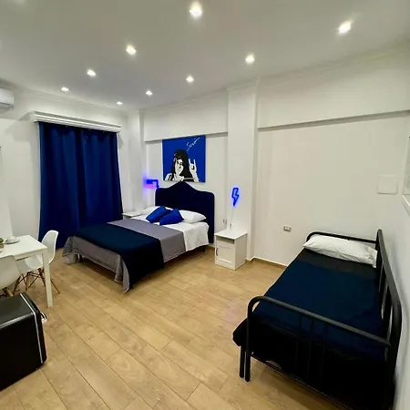לינה וארוחת בוקר Nea Terrace נאפולי
